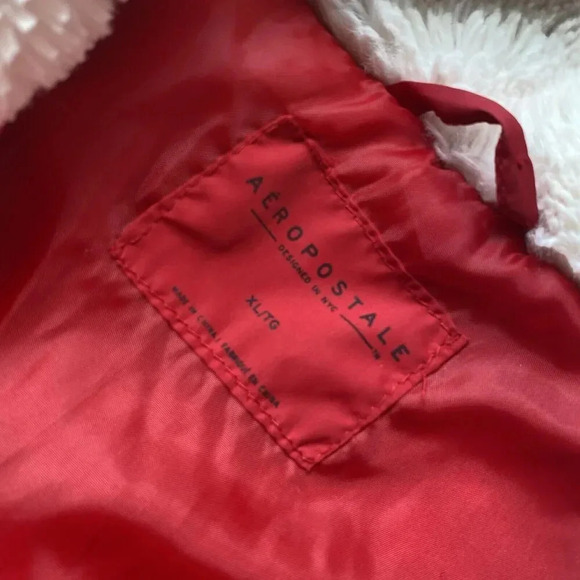 Aeropostale Womens Jacket Jacket XL Red Fleece Puffer Hoodie Pockets Full Zip - Picture 5 of 12